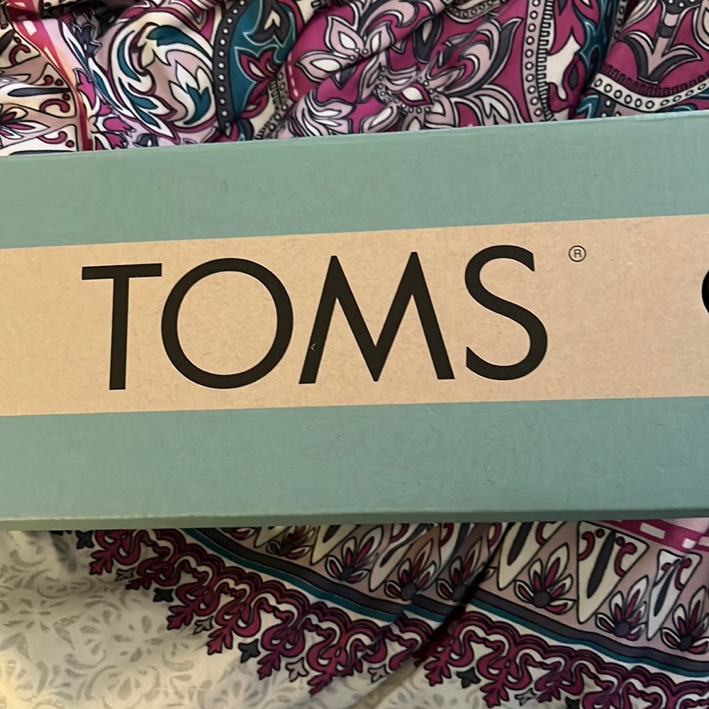 Penguin Tom’s